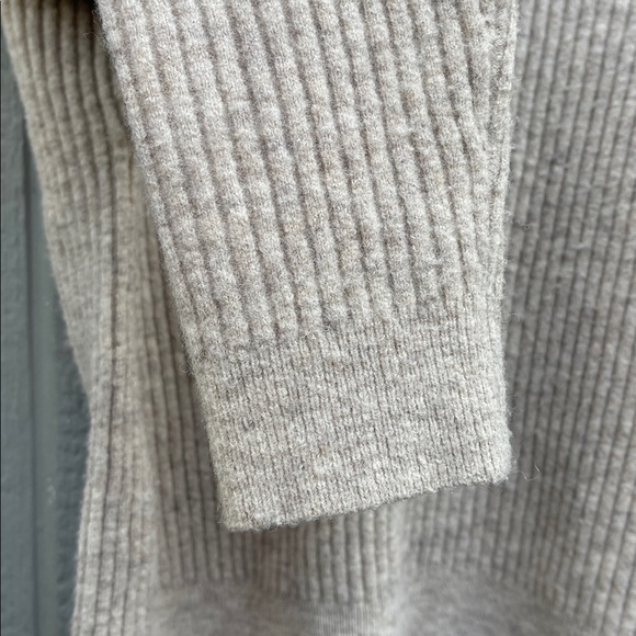 Club Monaco Ribbed Turtleneck Wool | Alpaca Blend Sweater - Beige Size: Xs - Picture 5 of 11